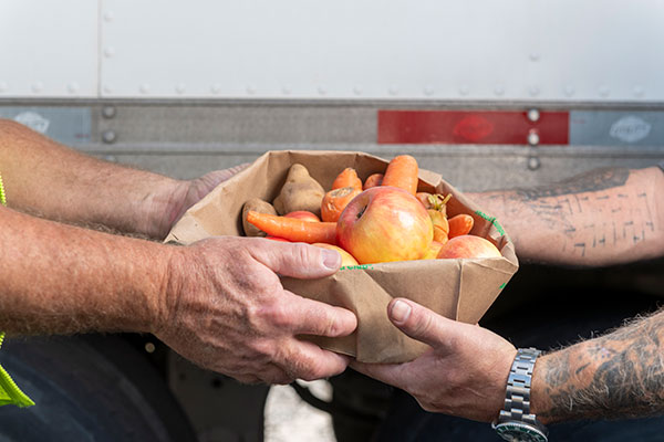 handing-food.jpg